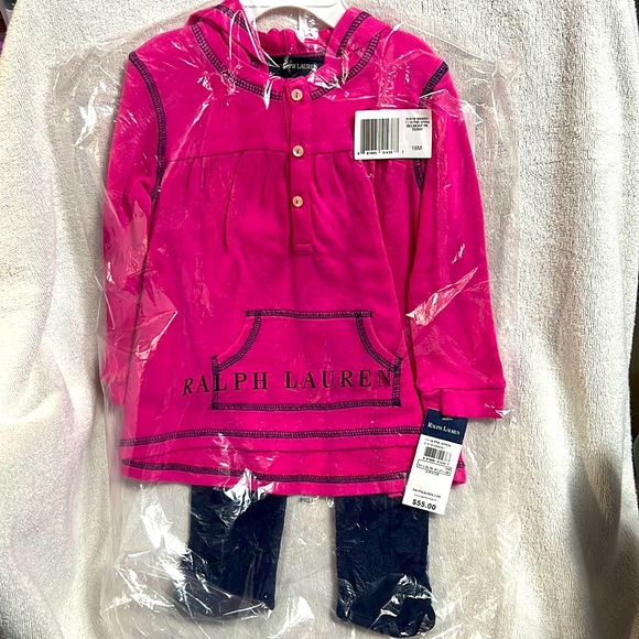 NWT in original packaging girls 2pc outfit by Ralph Lauren. Size 18 months - Picture 1 of 6